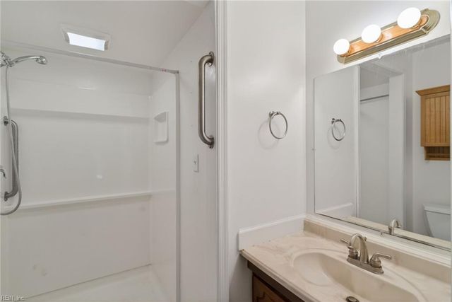 195 Bentley DR, Newport News, VA 23602