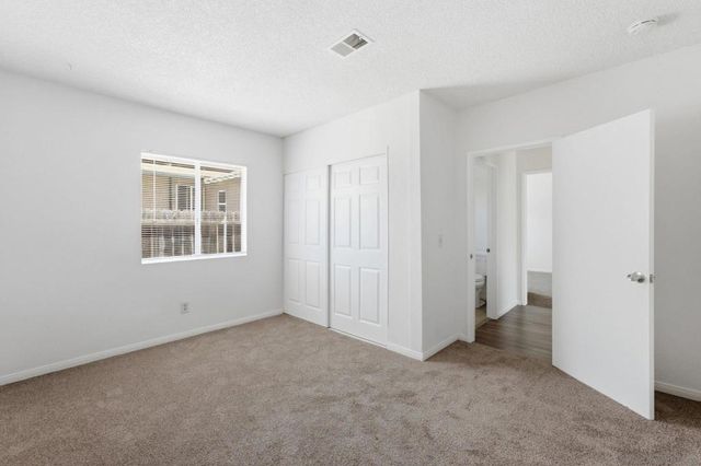 559 61st St, San Diego, CA 92114