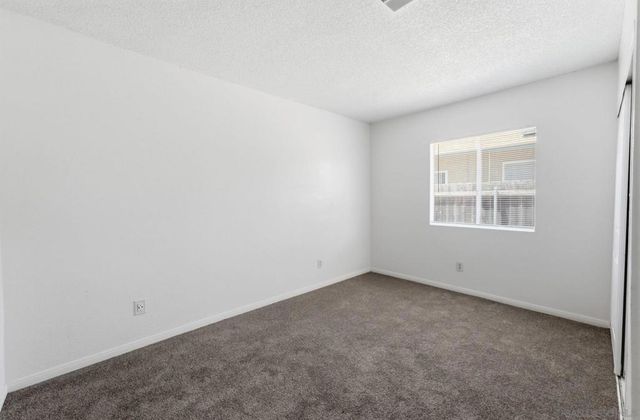 559 61st St, San Diego, CA 92114