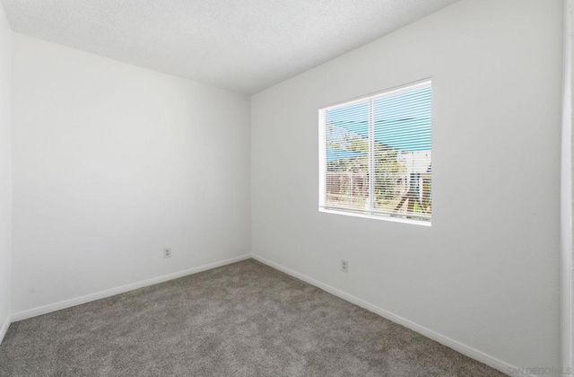 559 61st St, San Diego, CA 92114