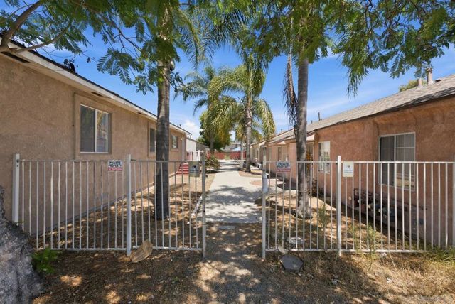 559 61st St, San Diego, CA 92114