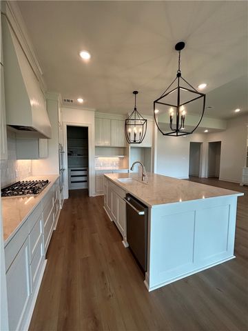 7052 Skipping Rock Path, Bryan, TX 77808