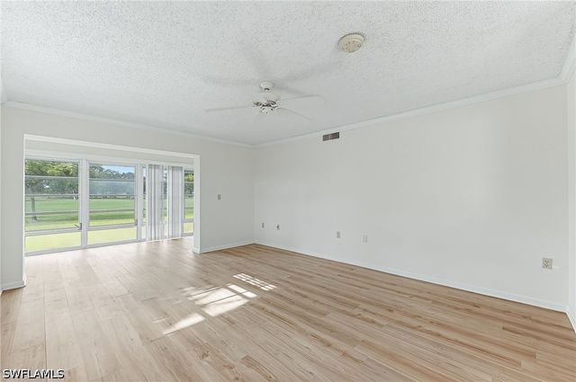315 Saint Andrews BLVD D5, Naples, FL 34113