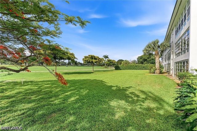 315 Saint Andrews BLVD D5, Naples, FL 34113