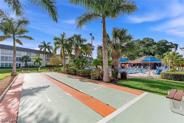 315 Saint Andrews BLVD D5, Naples, FL 34113