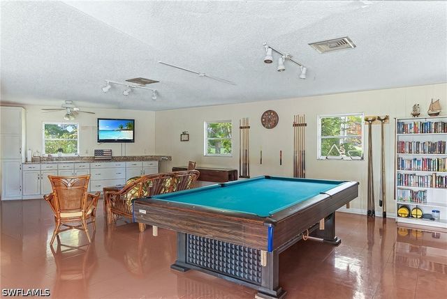 315 Saint Andrews BLVD D5, Naples, FL 34113