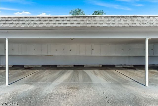 315 Saint Andrews BLVD D5, Naples, FL 34113