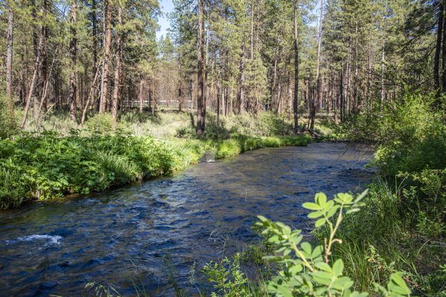 13135 SW Tract C Lane, Camp Sherman, OR 97730