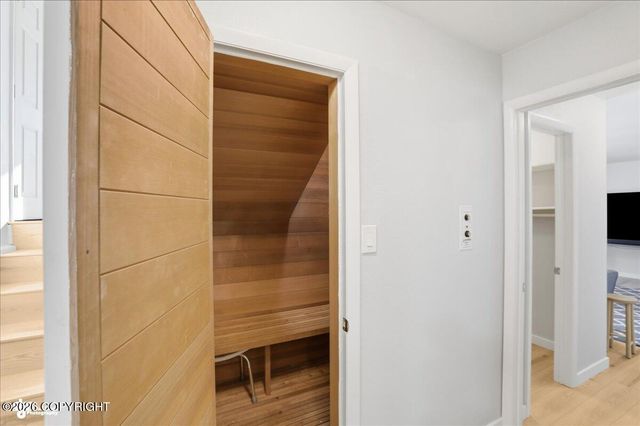 1717 Dimond Drive, Anchorage, AK 99507