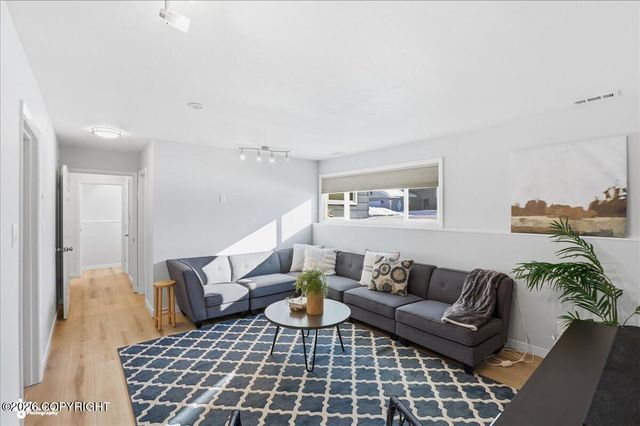 1717 Dimond Drive, Anchorage, AK 99507