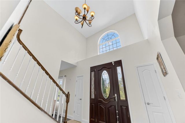 108 Peace Falls Road, Lehman Twp, PA 18302
