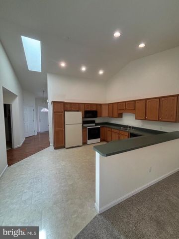 1253 PROGRESS RD, Chambersburg, PA 17201