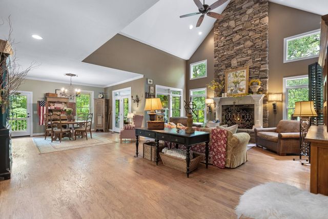 175 Green Hills Road, Mill Spring, NC 28756