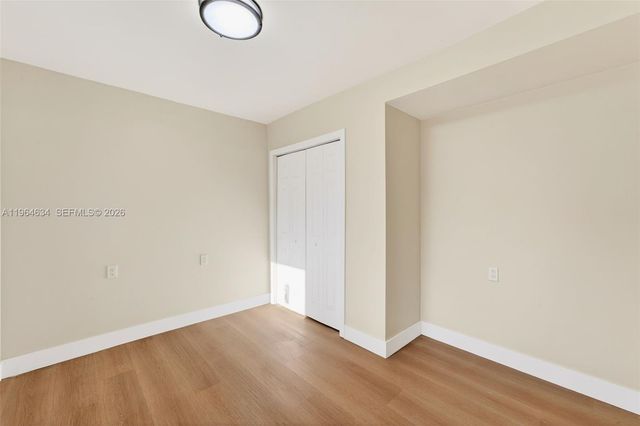 555 NW 94th St Front, Miami, FL 33150