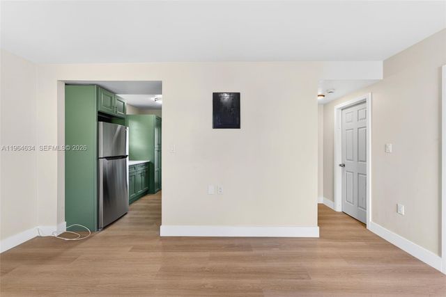 555 NW 94th St Front, Miami, FL 33150