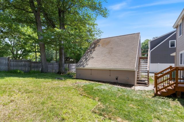 3 Greystone Road, Merrimac, MA 01860