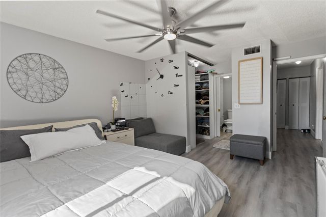 22940 Oxford Place C, Boca Raton, FL 33433