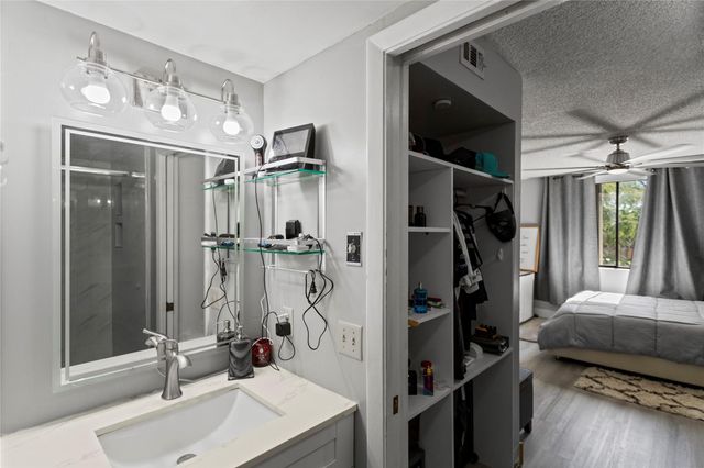 22940 Oxford Place C, Boca Raton, FL 33433