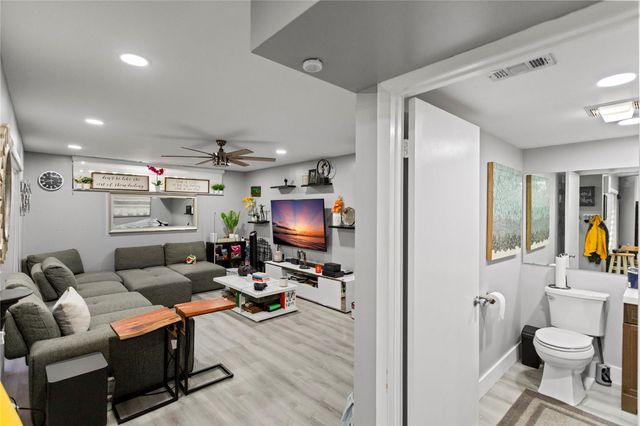 22940 Oxford Place C, Boca Raton, FL 33433