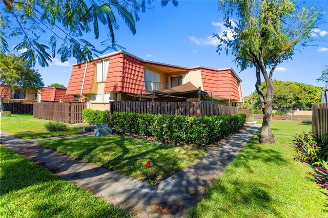 22940 Oxford Place C, Boca Raton, FL 33433