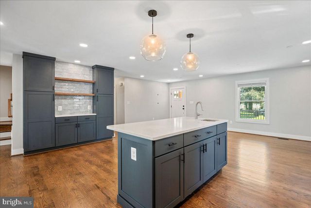 206 POINT LN, Solomons, MD 20688