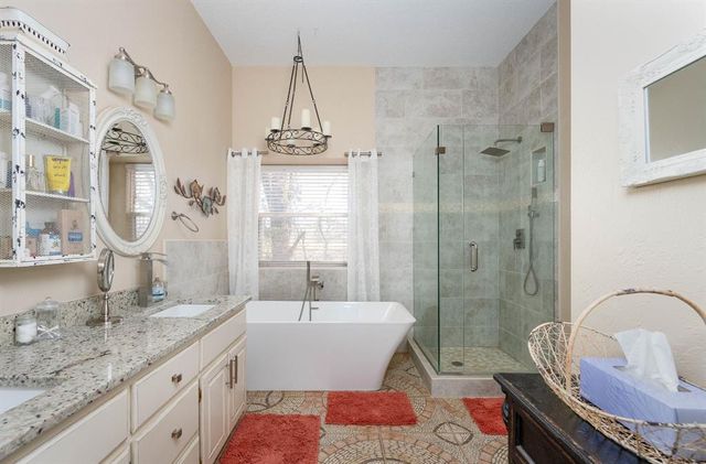 432 E Twelve Oaks Terrace, Mustang, OK 73064