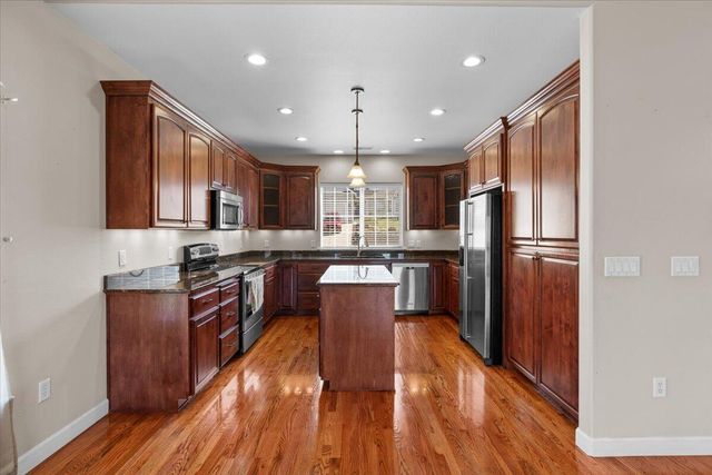 1174 Highlands Drive, Eagle Point, OR 97524