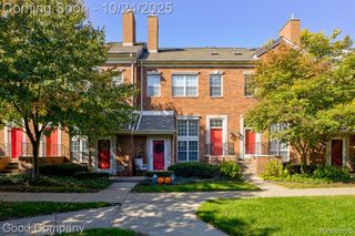 1455 Chesapeake Drive, Royal Oak, MI 48067