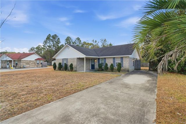 1033 Barley Drive, Hinesville, GA 31313