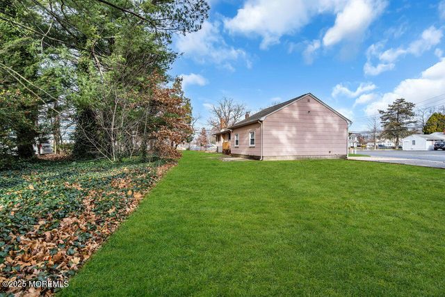 918 Charles Drive, Toms River, NJ 08753