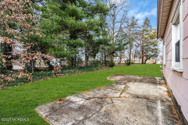 918 Charles Drive, Toms River, NJ 08753