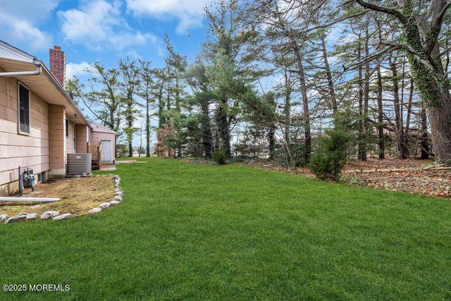 918 Charles Drive, Toms River, NJ 08753