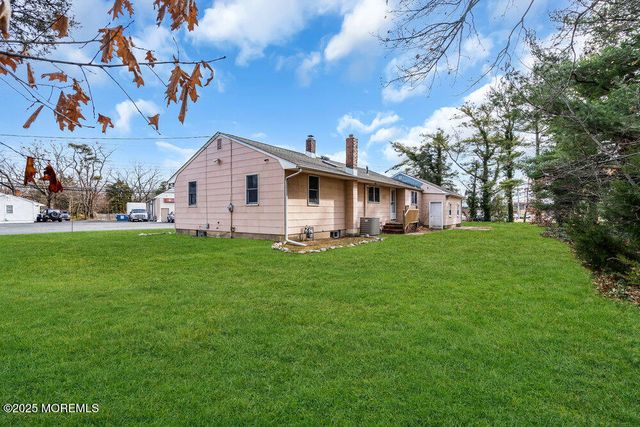 918 Charles Drive, Toms River, NJ 08753