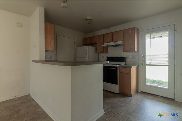 102 E Robin Lane A, Harker Heights, TX 76548