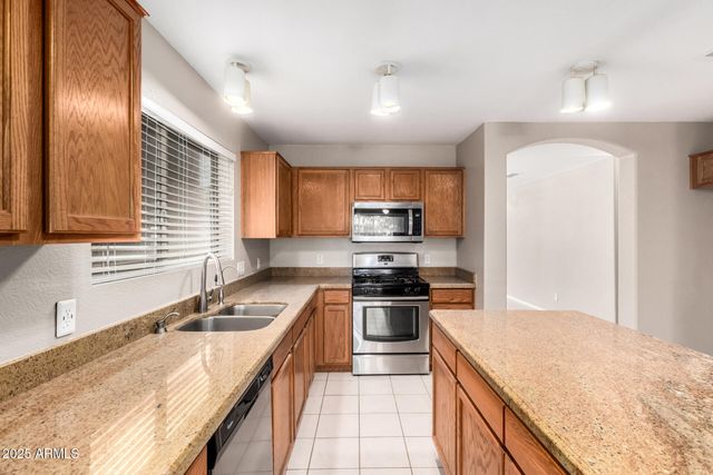 3822 W FALLEN LEAF Lane, Glendale, AZ 85310