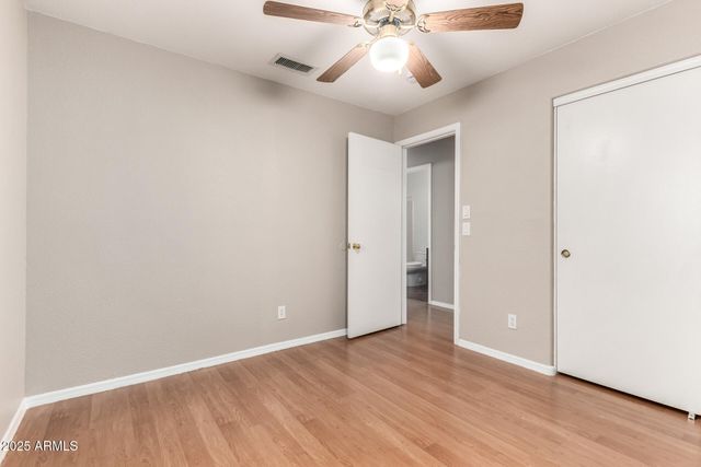 3822 W FALLEN LEAF Lane, Glendale, AZ 85310