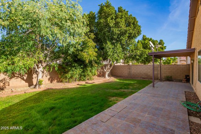 3822 W FALLEN LEAF Lane, Glendale, AZ 85310