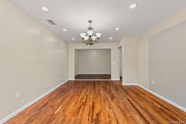 7 Elm Street 112, Spring Valley, NY 10977