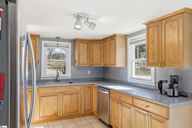 609 Roe Road, Greenville, SC 29611