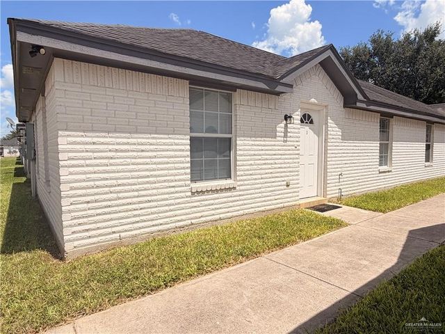 2113 W Carlos Drive, Edinburg, TX 78541