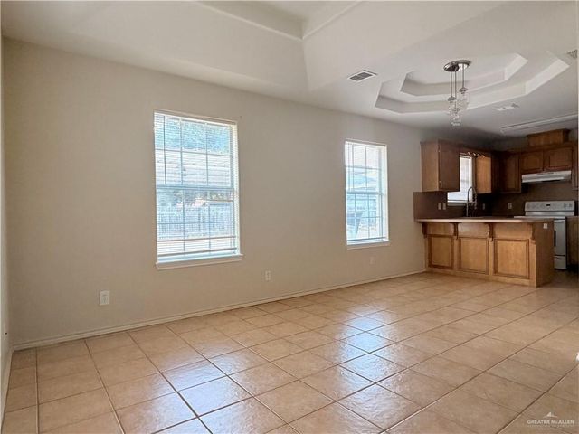 2113 W Carlos Drive, Edinburg, TX 78541