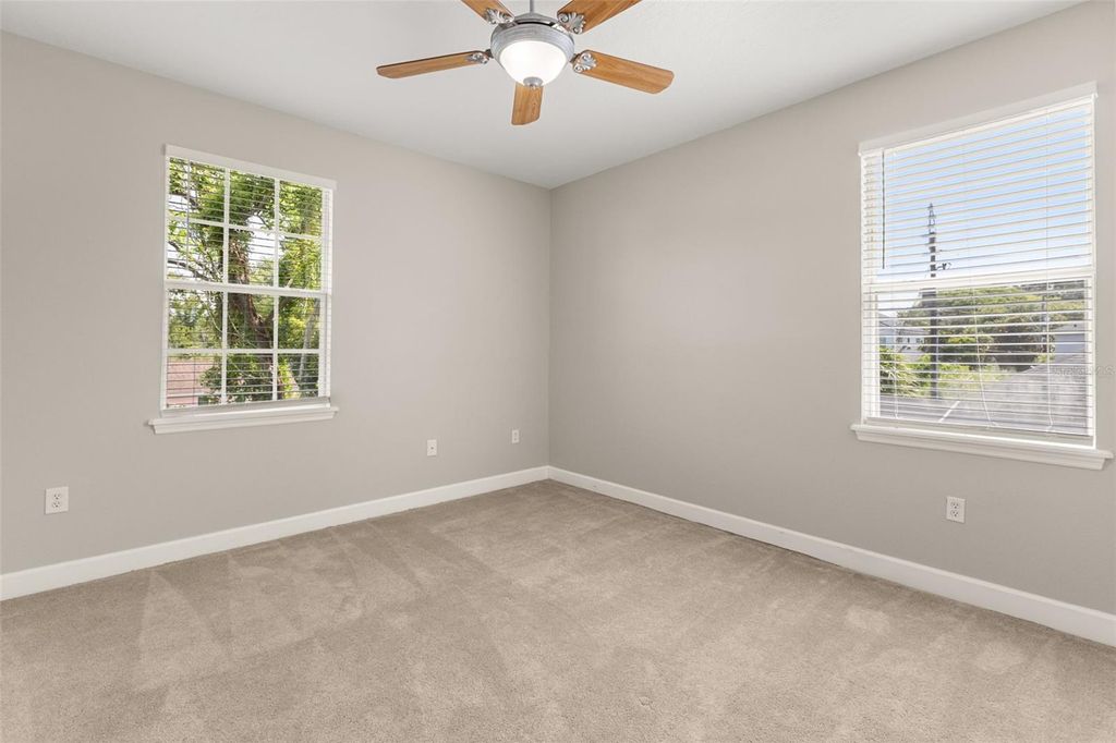 Image 34 of property listing at 3309 HELEN AVENUE, Orlando, FL 32804