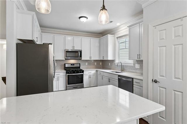 5411 Beverly LN, Williamsburg, VA 23188
