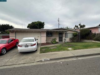 323 De Anza Dr, Vallejo, CA 94589