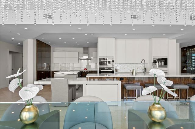 450 KNIGHTS RUN AVENUE 1801, Tampa, FL 33602