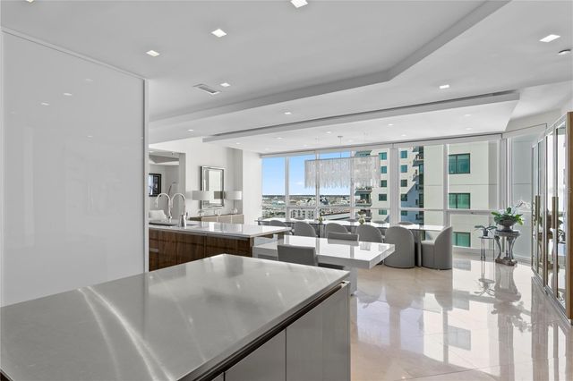 450 KNIGHTS RUN AVENUE 1801, Tampa, FL 33602