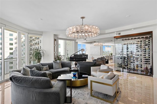 450 KNIGHTS RUN AVENUE 1801, Tampa, FL 33602