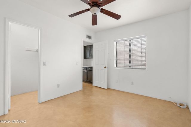 2839 E Weymouth Circle, Tucson, AZ 85716