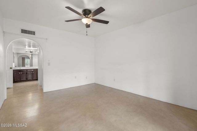 2839 E Weymouth Circle, Tucson, AZ 85716