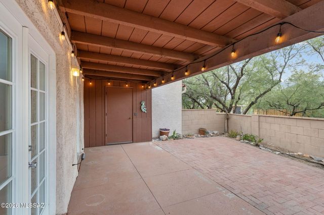 2839 E Weymouth Circle, Tucson, AZ 85716